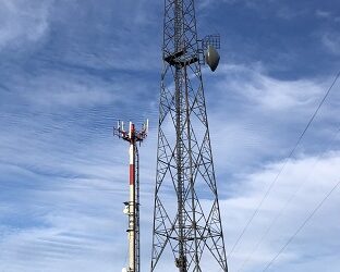 CICLOPE installs 82 meter tower